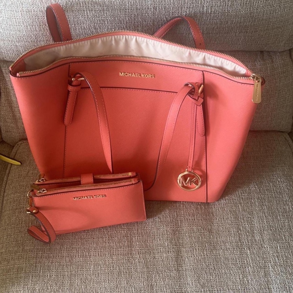 Michael kors coral pink tote bag and matching wallet